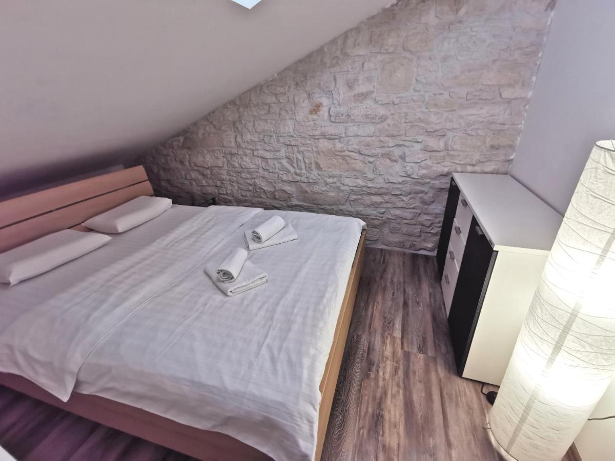 Dina Apartment